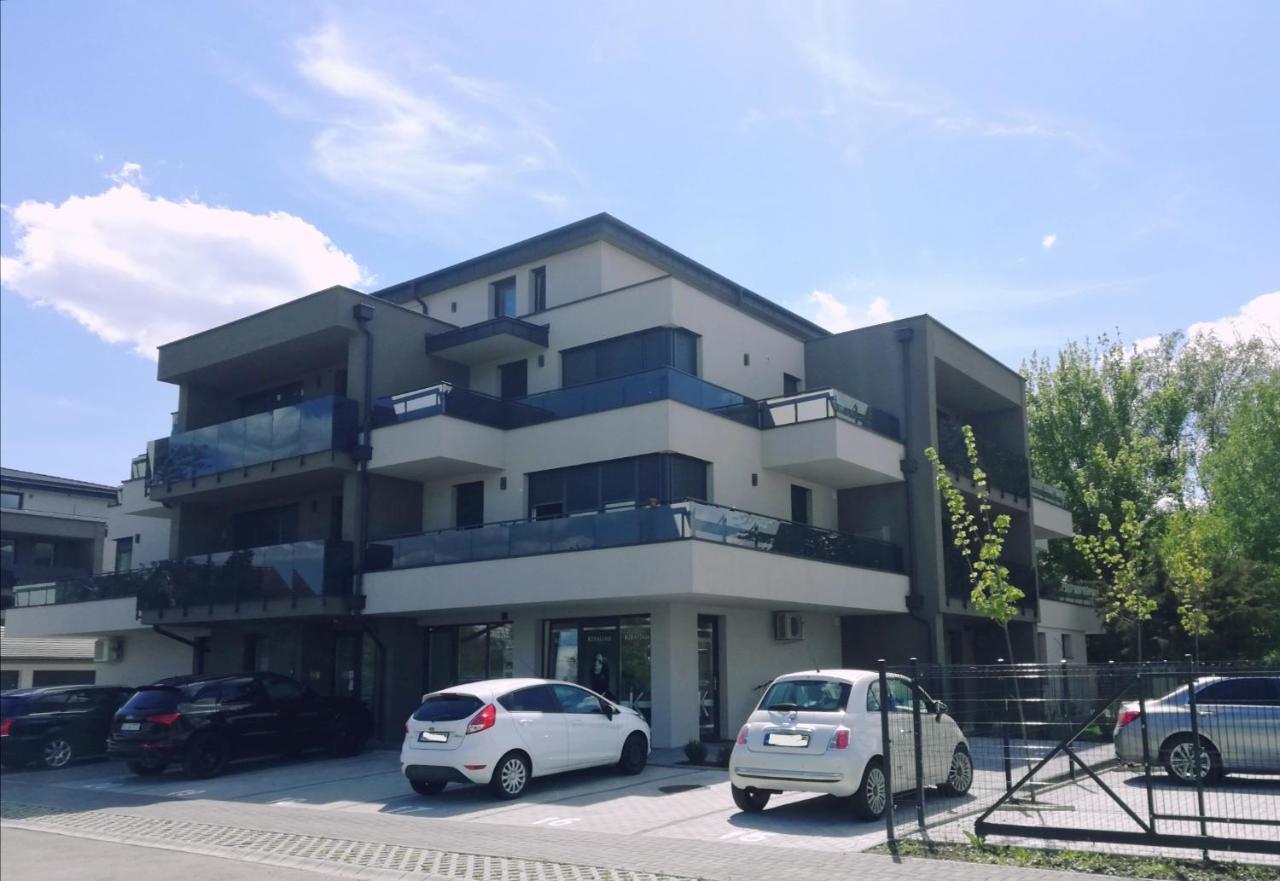 Lakeside Family & Studio Apartments Keszthely Eksteriør billede